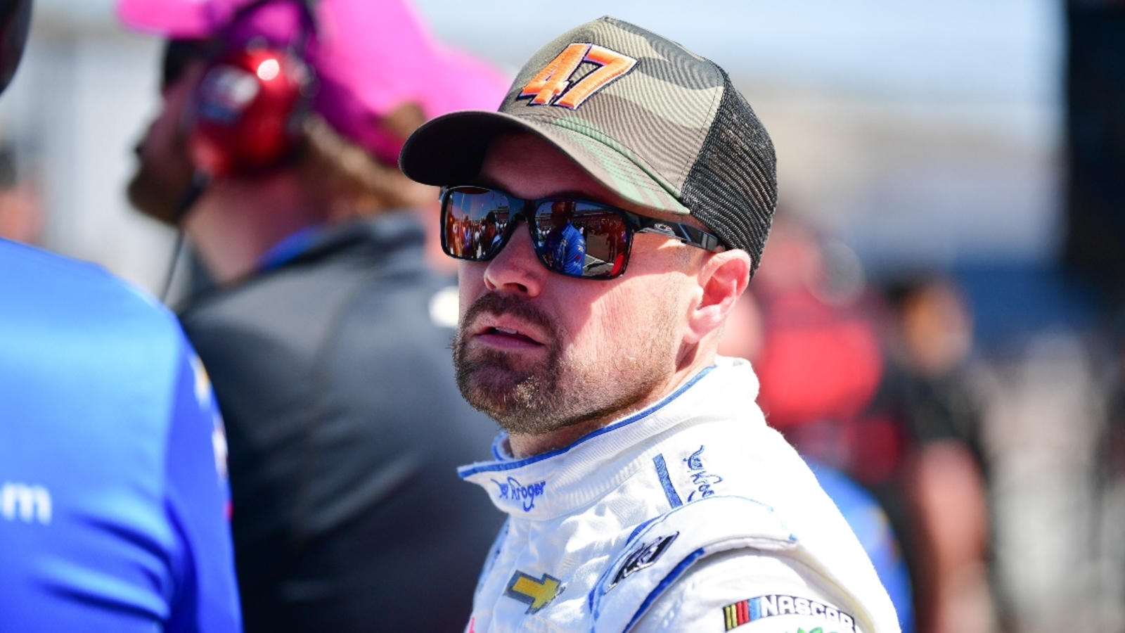 Ricky Stenhouse Jr. sponsor NOS Energy Drink reacts to fight with Kyle Busch