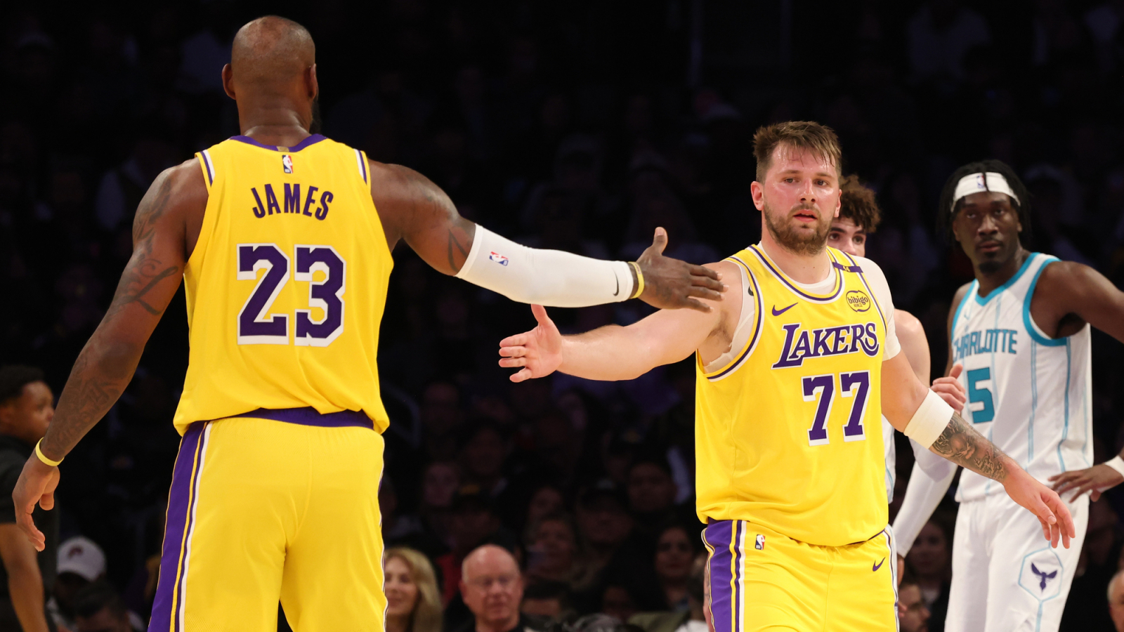 LeBron James' absence from Luka Doncic's news conference turns heads