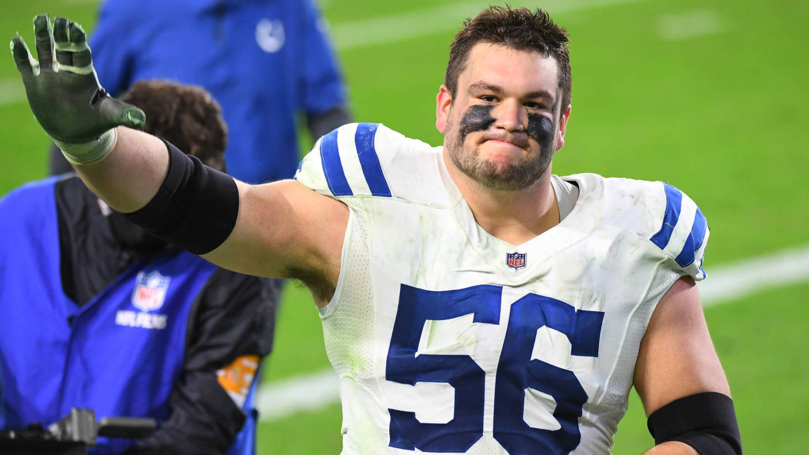 Colts All-Pro guard Quenton Nelson out five to 12 weeks with same foot injury as Carson Wentz - NewsOpener Colts All-Pro guard Quenton Nelson out five to 12 weeks with same foot injury as Carson Wentz