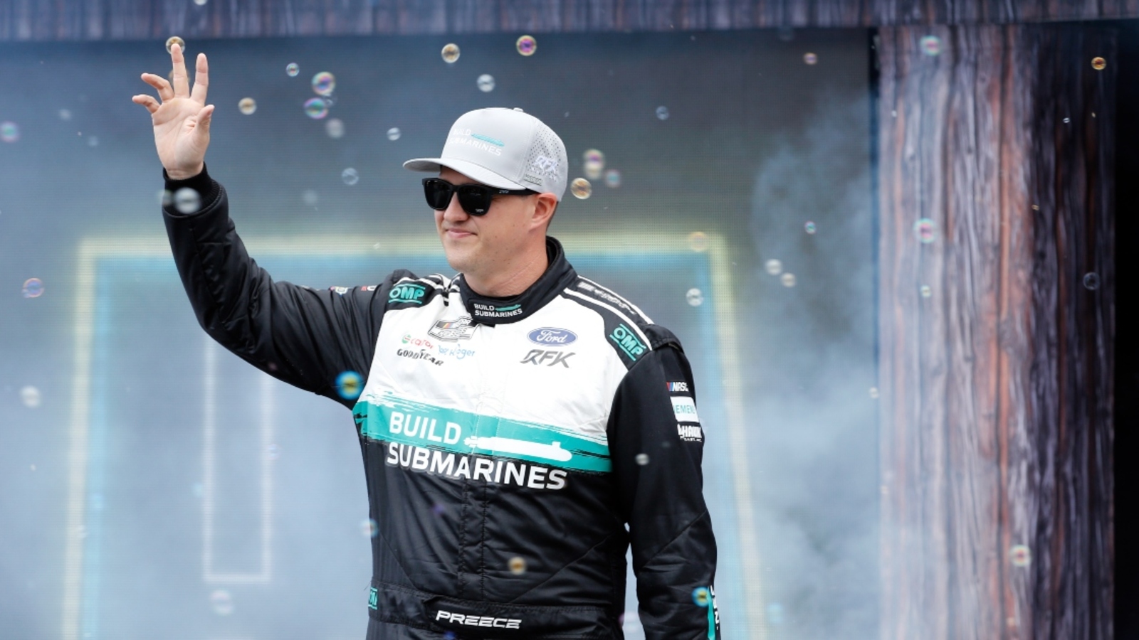 http://www.yardbarker.com/media/5/2/52a4ddafaf09f62a6718cd99d610d695ec21c827/thumb_16x9/Ryan-Preece-5.jpg