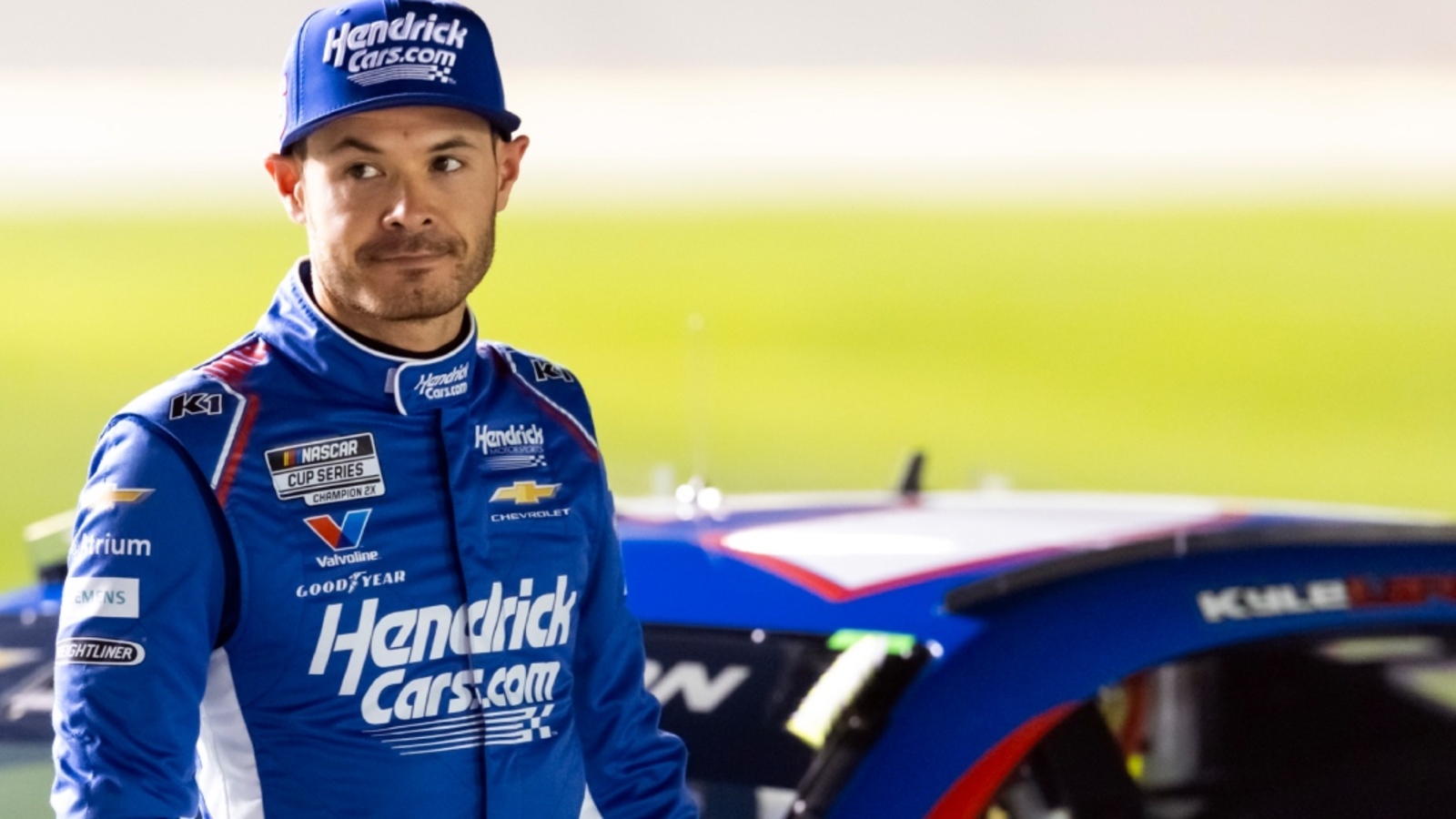 Denny Hamlin reacts to wild Kyle Larson move that wiped out Shane van Gisbergen at Atlanta