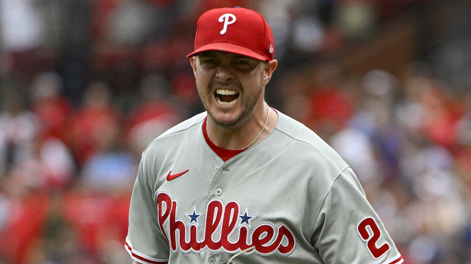 White Sox release former All-Star closer