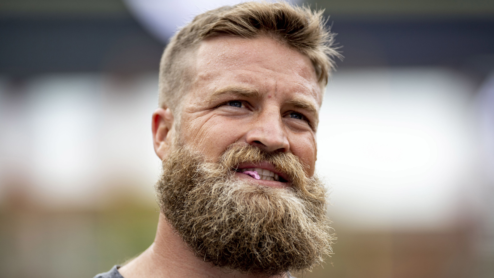 Major Ryan Fitzpatrick Twitter Account Depicts Bucs Qb As Civil War Hero Yardbarker