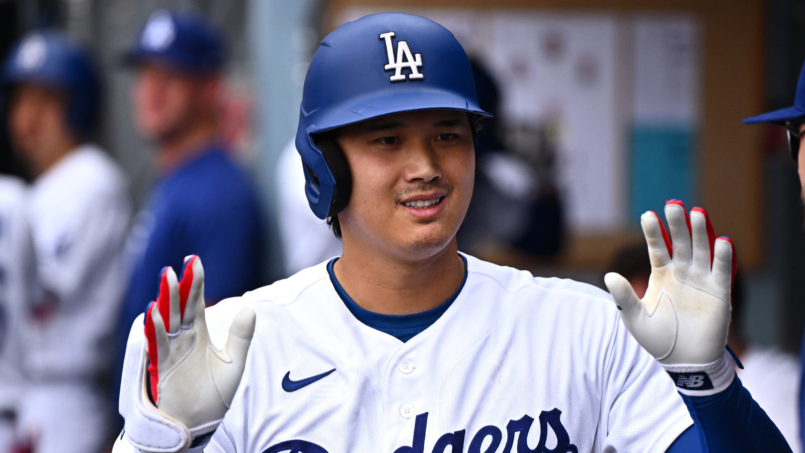 Problém s kolenem: Dodgers hledají novou roli pro Ohtaniho v play-off