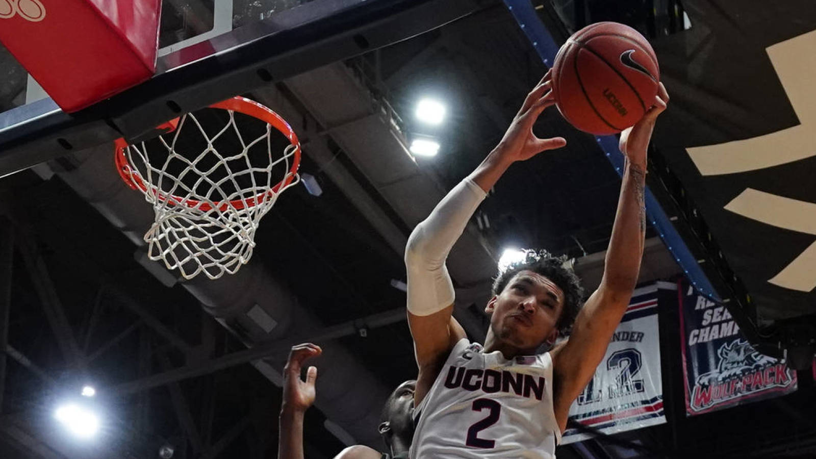 trent brown dunk