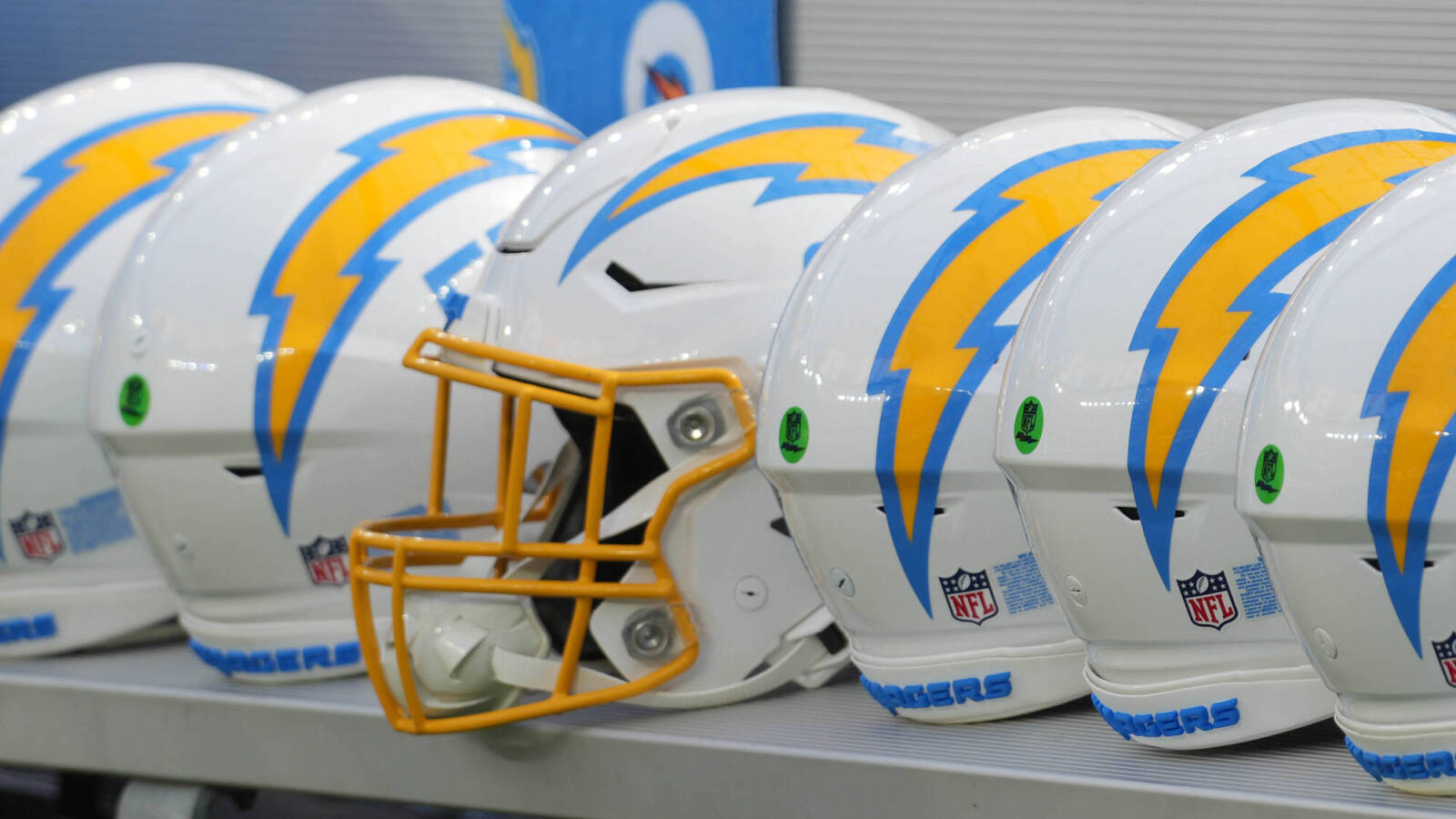 Chargers to hire Marcus Brady as passing game coordinator