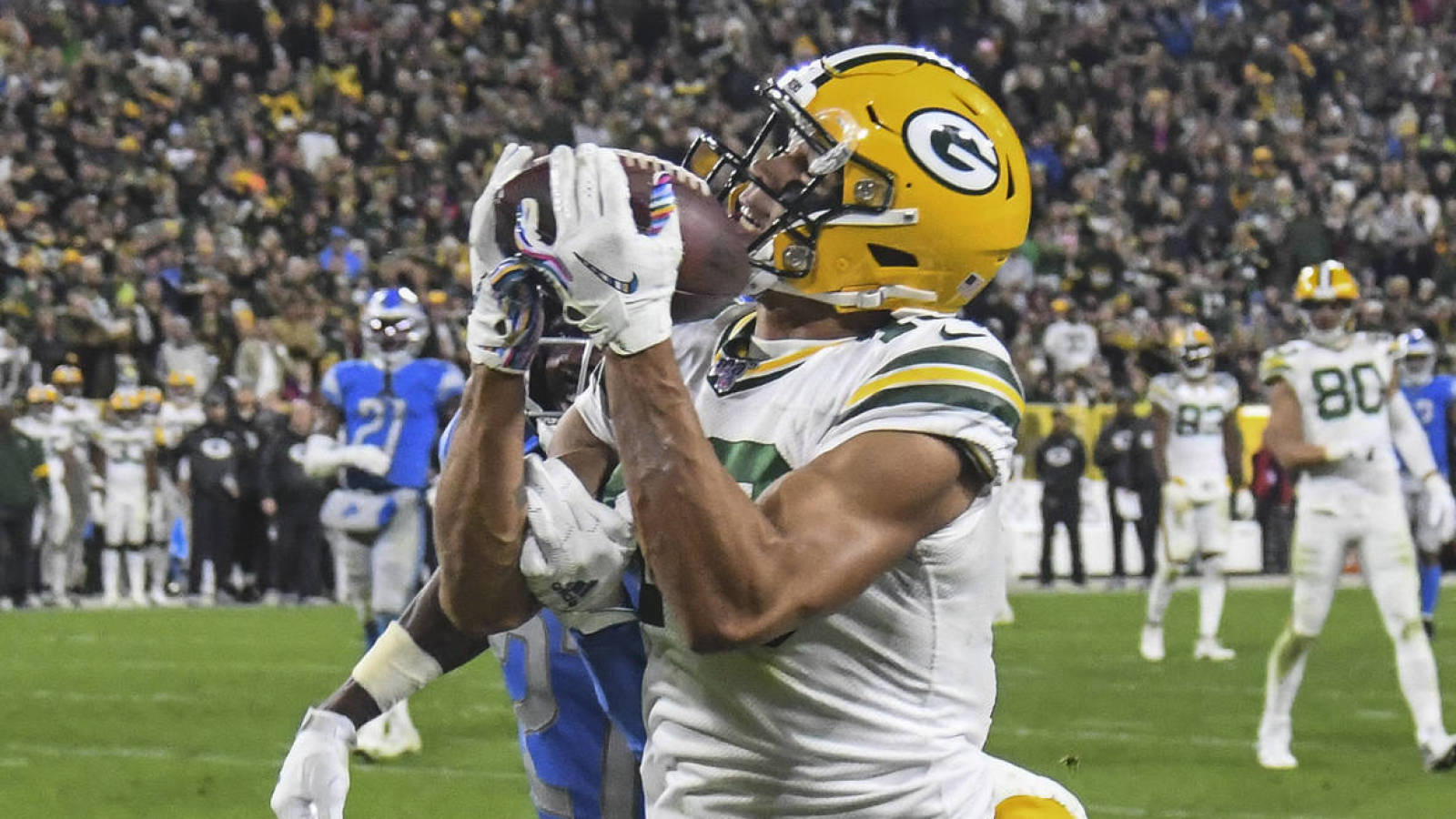 Watch Packers Wr Allen Lazard Soars For Absurd Sideline Catch Yardbarker