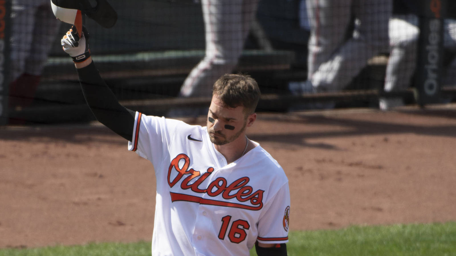 Trey Mancini got incredible reception in first home game since cancer surgery