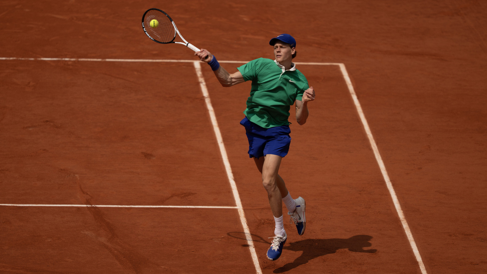 World No.1 Jannik Sinner makes light work of Wimbledon opener against compatriot Luca Nardi