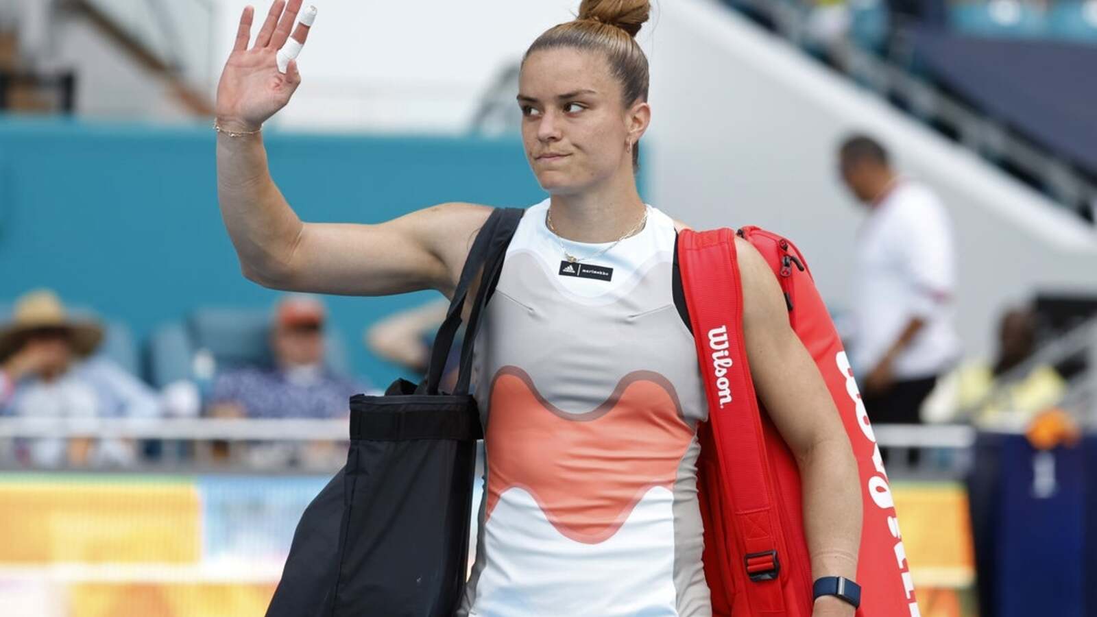 Maria Sakkari survives marathon opener in Beijing