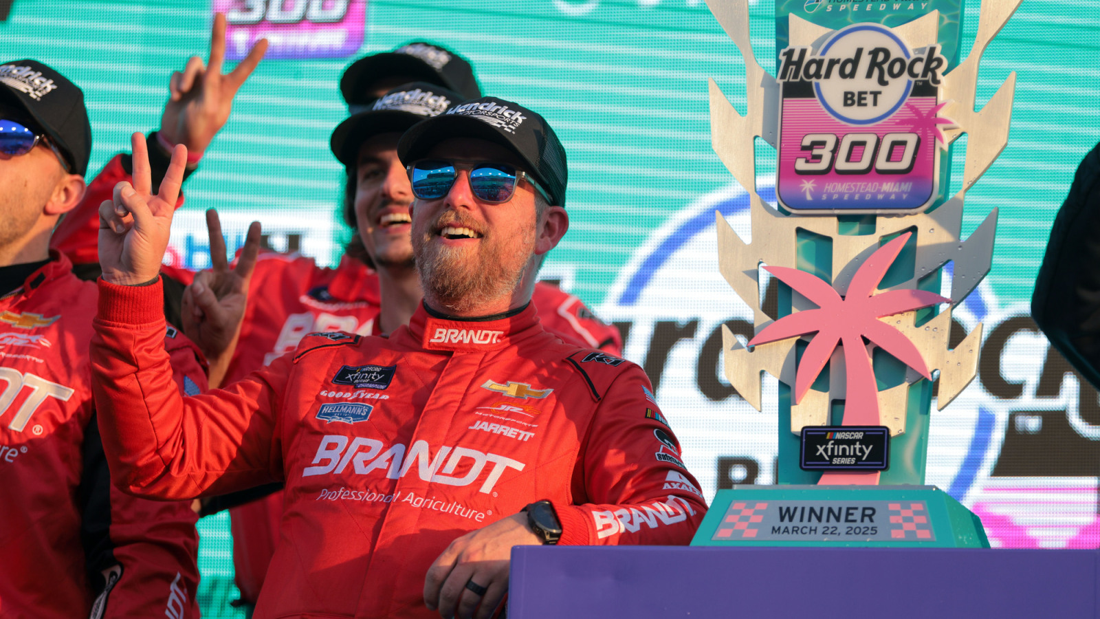 Justin Allgaier steals Homestead-Miami Xfinity Series race after Sam Mayer runs into Kyle Larson