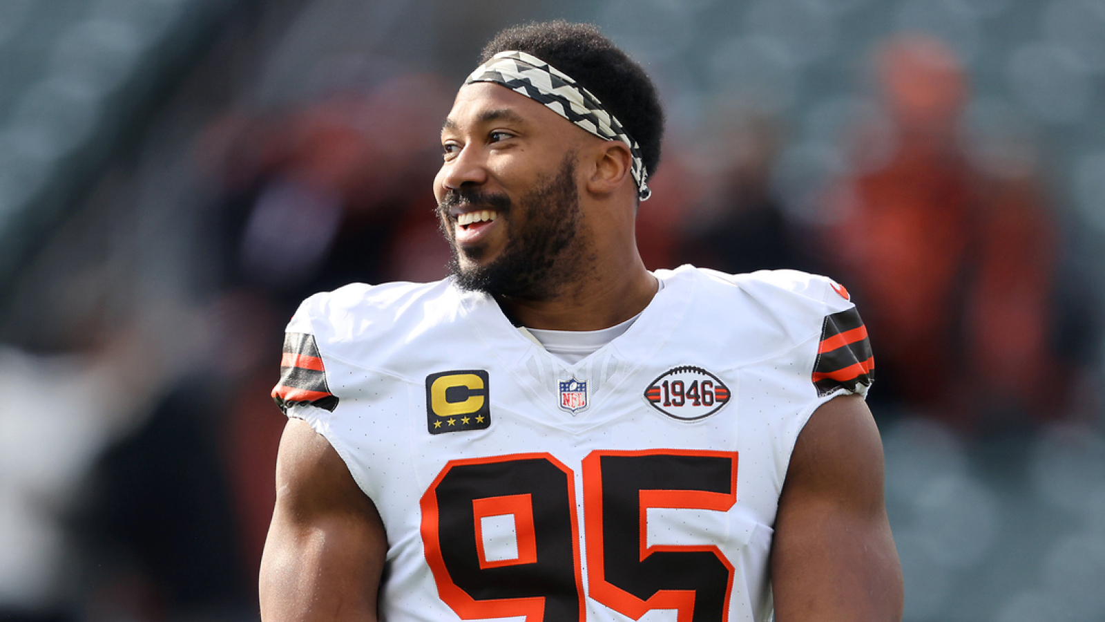 PFF names this star pass-rusher as best player in the NFL