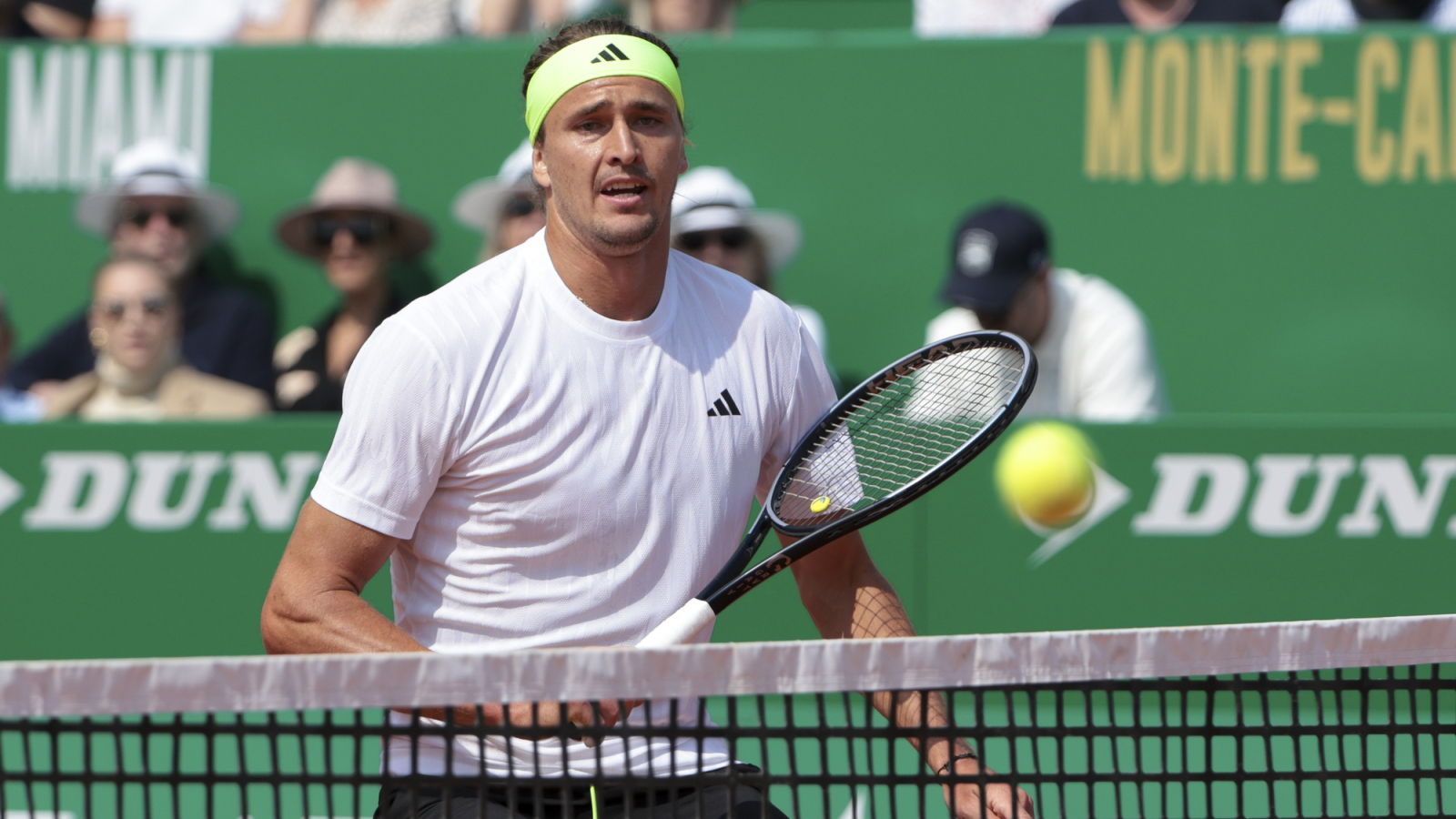 Watch: Bizarre moment at Monte-Carlo Masters as Alexander Zverev suffers second-round exit