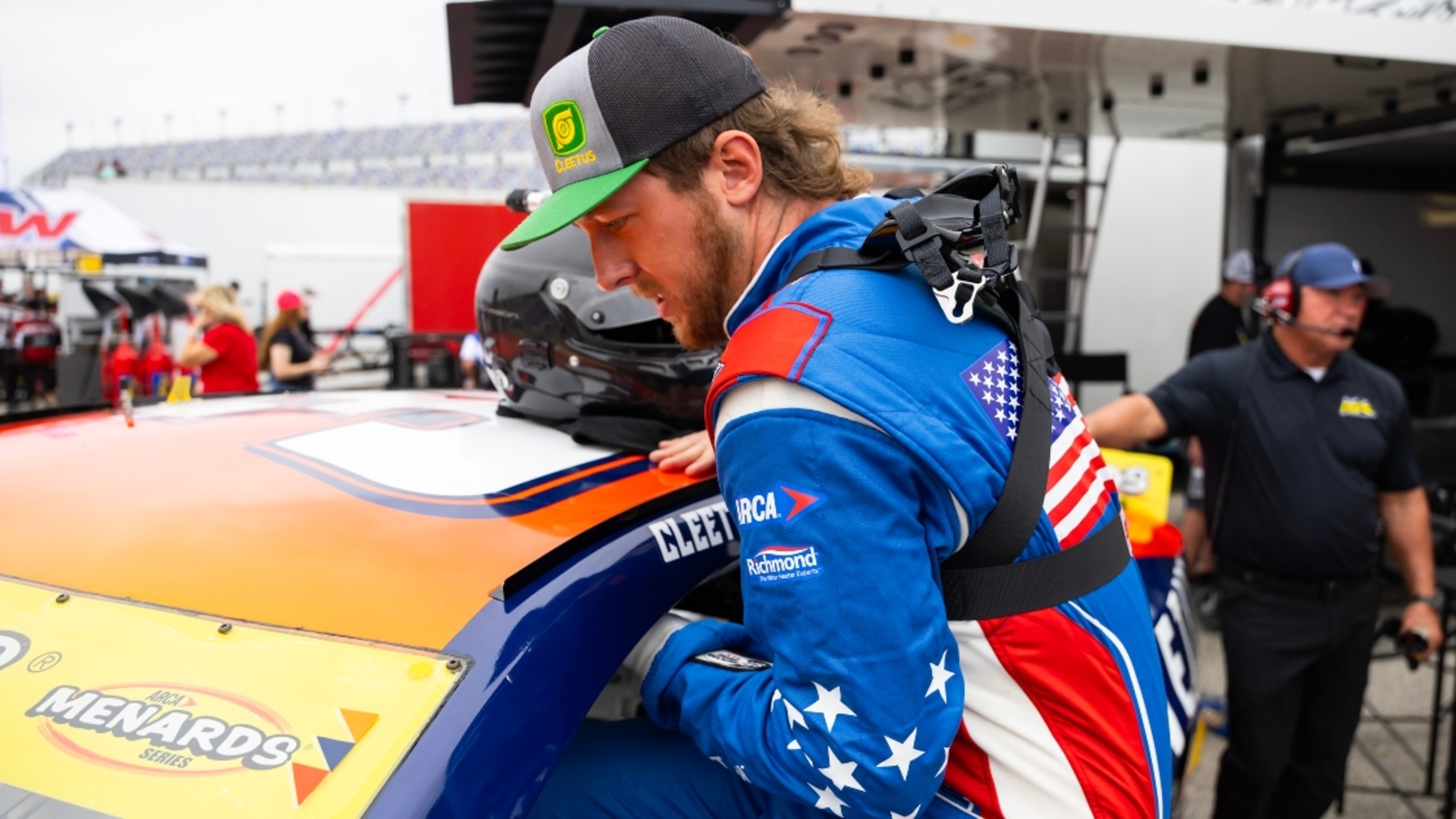 Freddie Kraft airs it out on reaction to Cleetus McFarland wreck compared to Katherine Legge