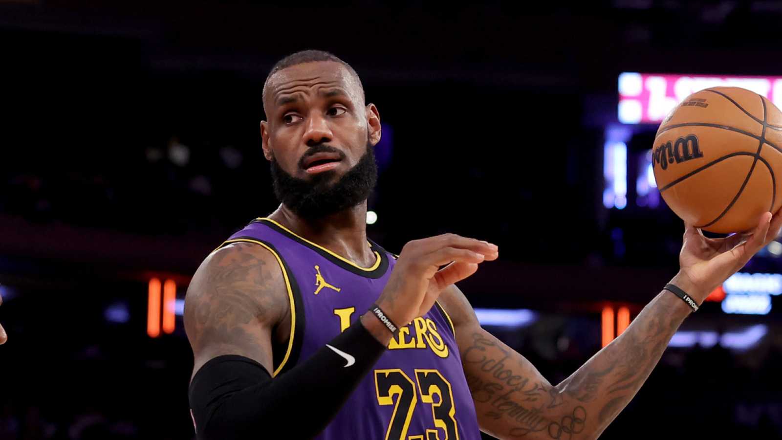 LeBron James reacts to claim he 'had grown frustrated' with Anthony Davis