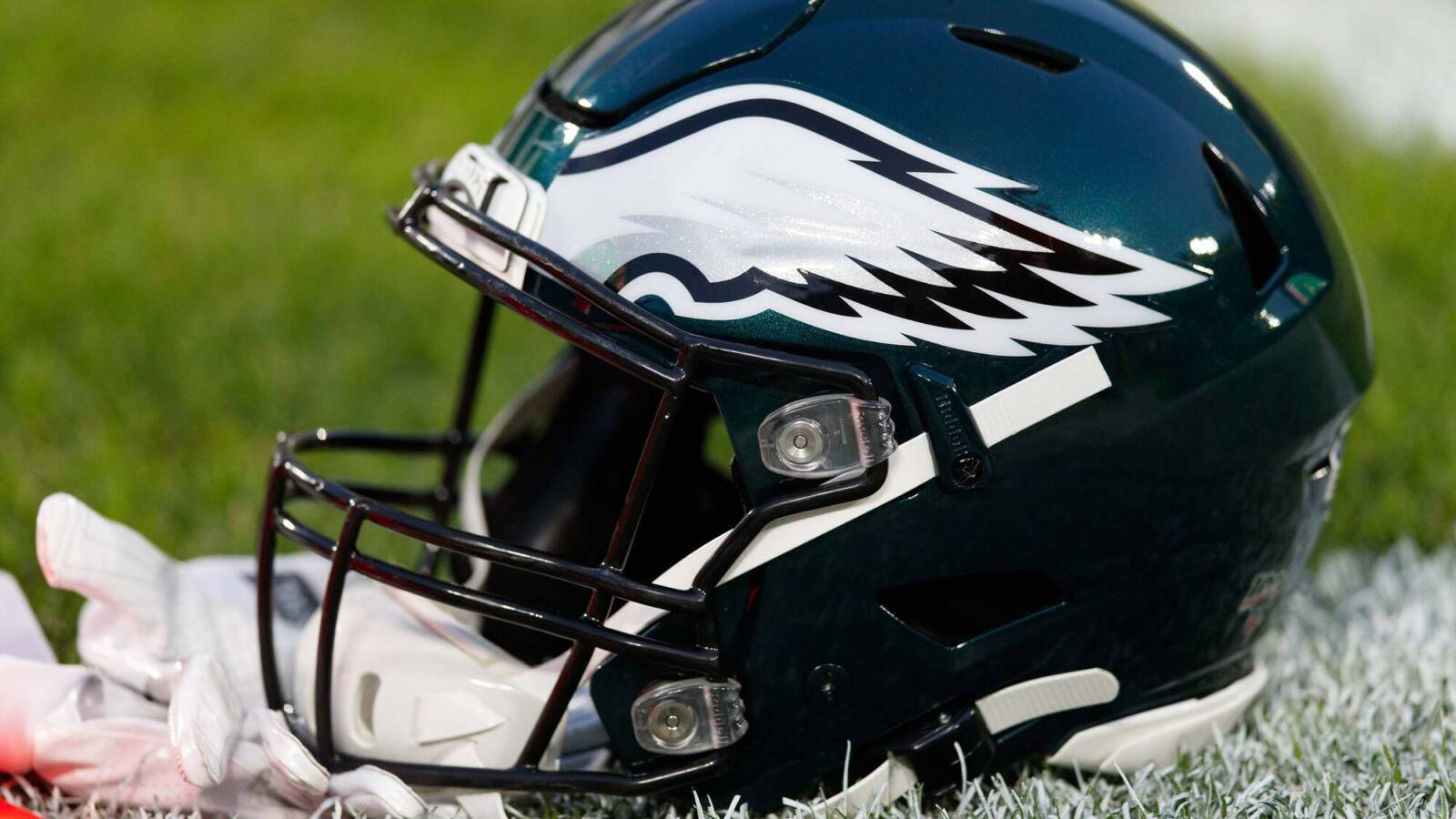 Eagles, Saints swap multiple first-round picks weeks ahead of 2022 NFL Draft