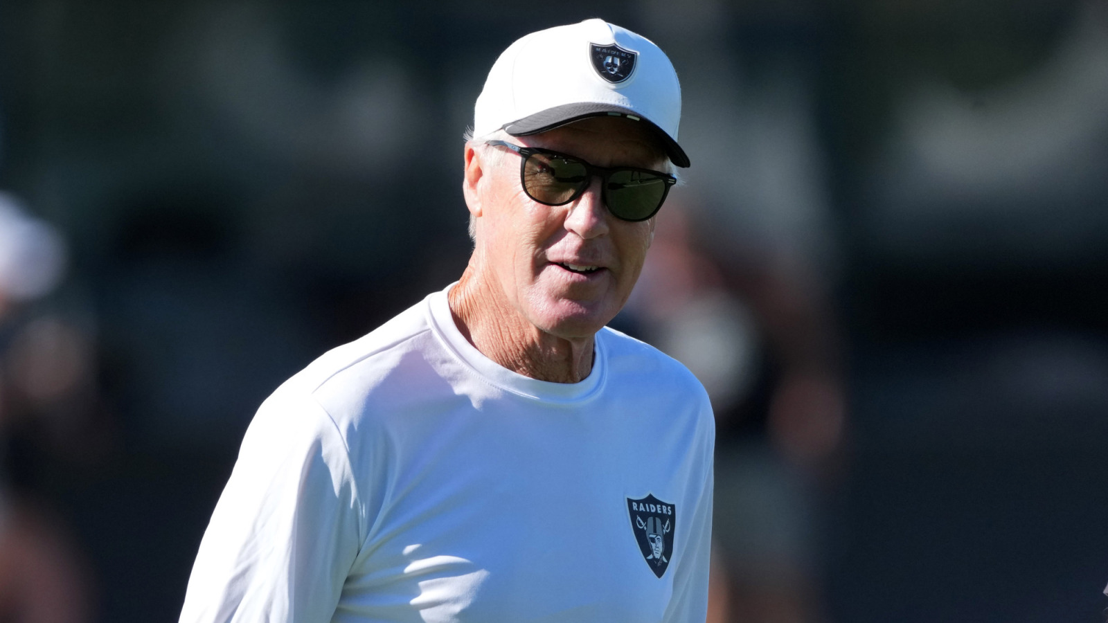 Why Raiders' Pete Carroll is liking his new-look LBs