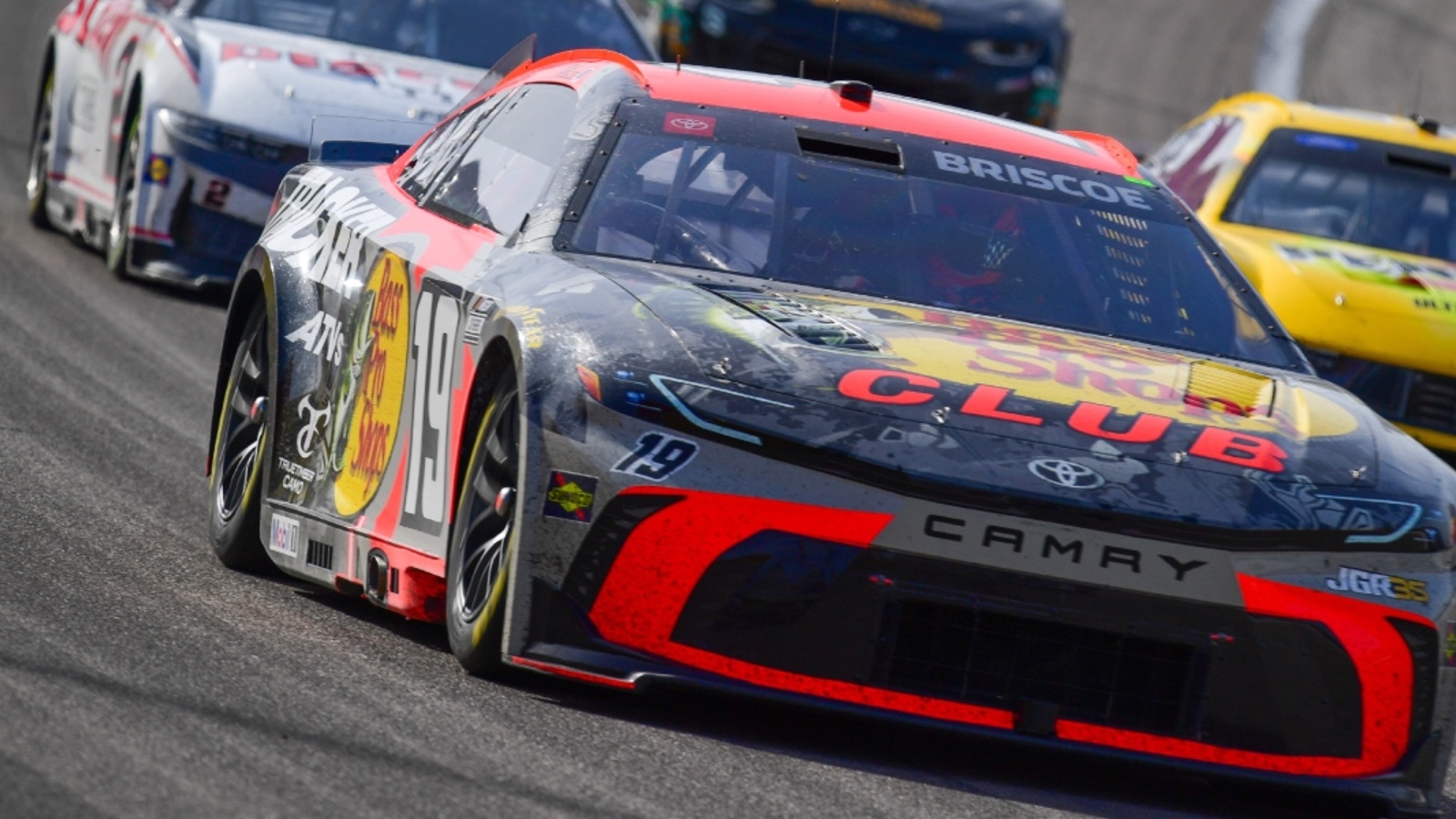 Kevin Harvick warns Chase Briscoe crew chief James Small will ‘go through a lot of radios’ amid No. 19 team issues