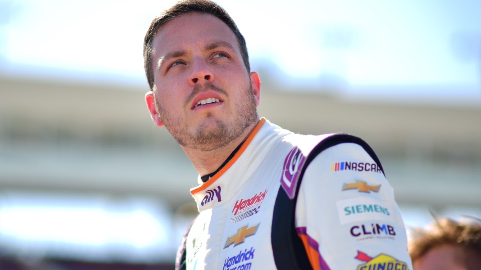 Alex Bowman reveals he couldn’t walk as result of wreck before Mexico NASCAR race