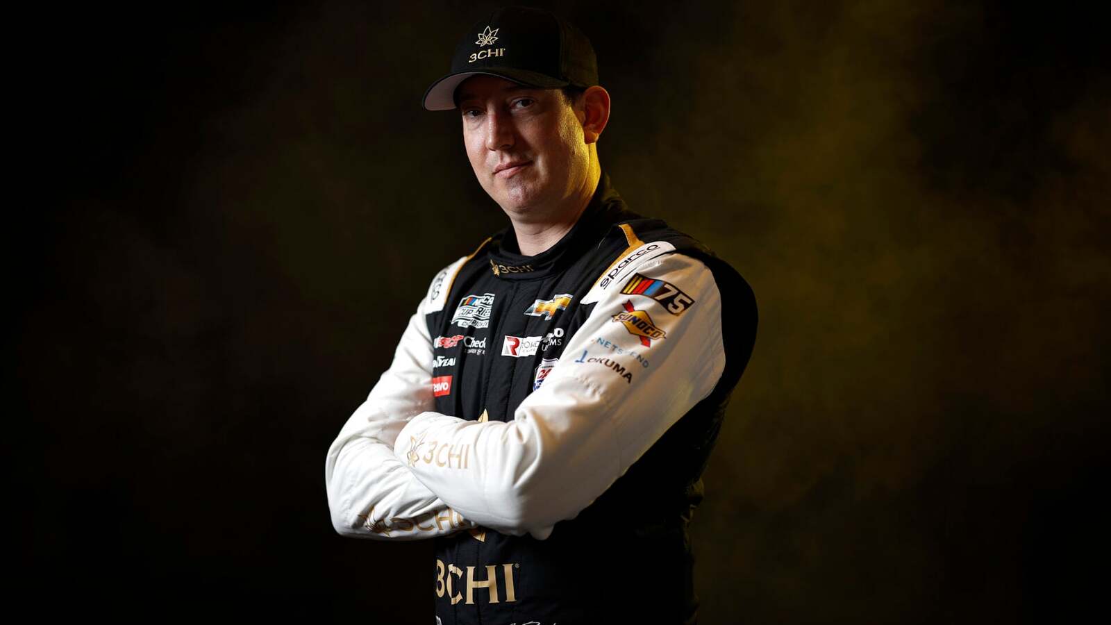 Kyle Busch’s father Tom drives tribute lap at Charlotte Motor Speedway