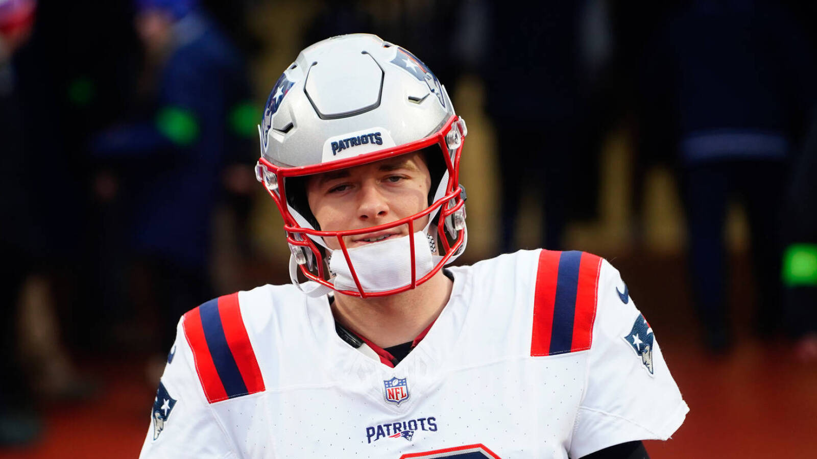 Former Patriots QB defends Mac Jones amid rumors