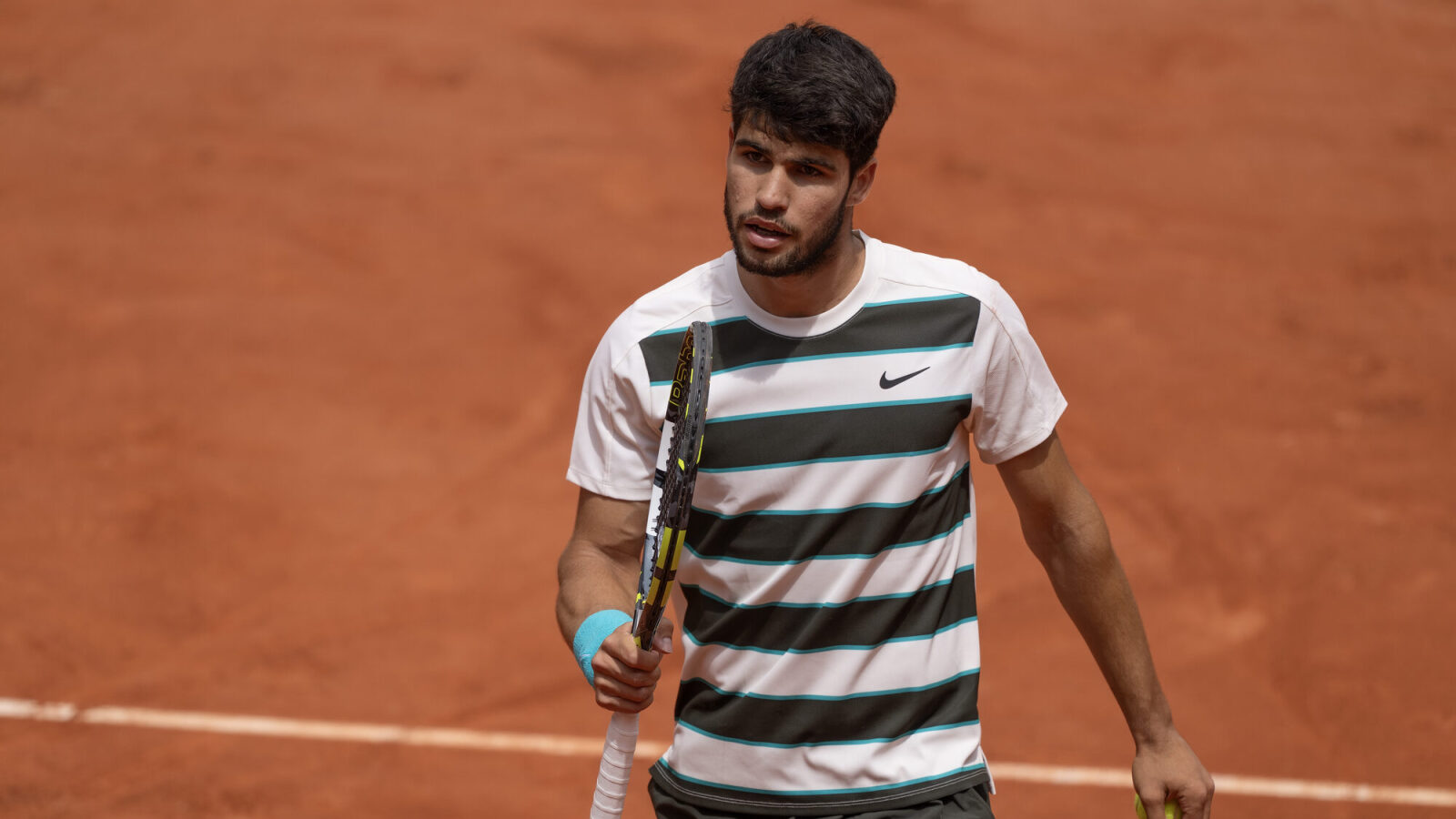 Carlos Alcaraz Moved by the Emotional Roland Garros Tribute to ‘Idol’ Rafael Nadal