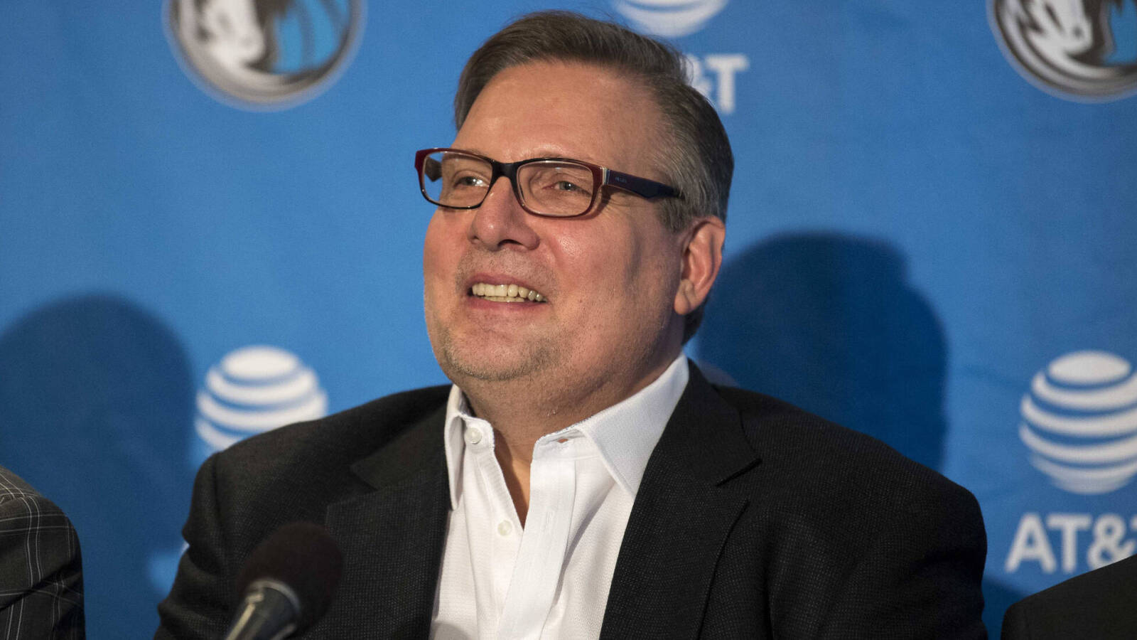 Former GM Donnie Nelson sues Mavericks over firing