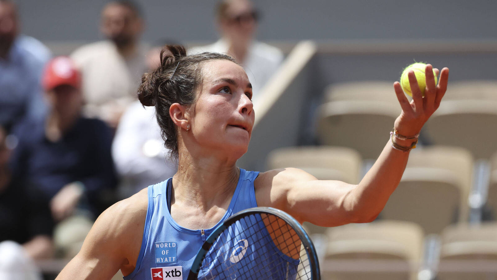 From Deodorant gate to French Open Quarter-Finals: World No.361 Lois Boisson stuns World No.3 Jessica Pegula