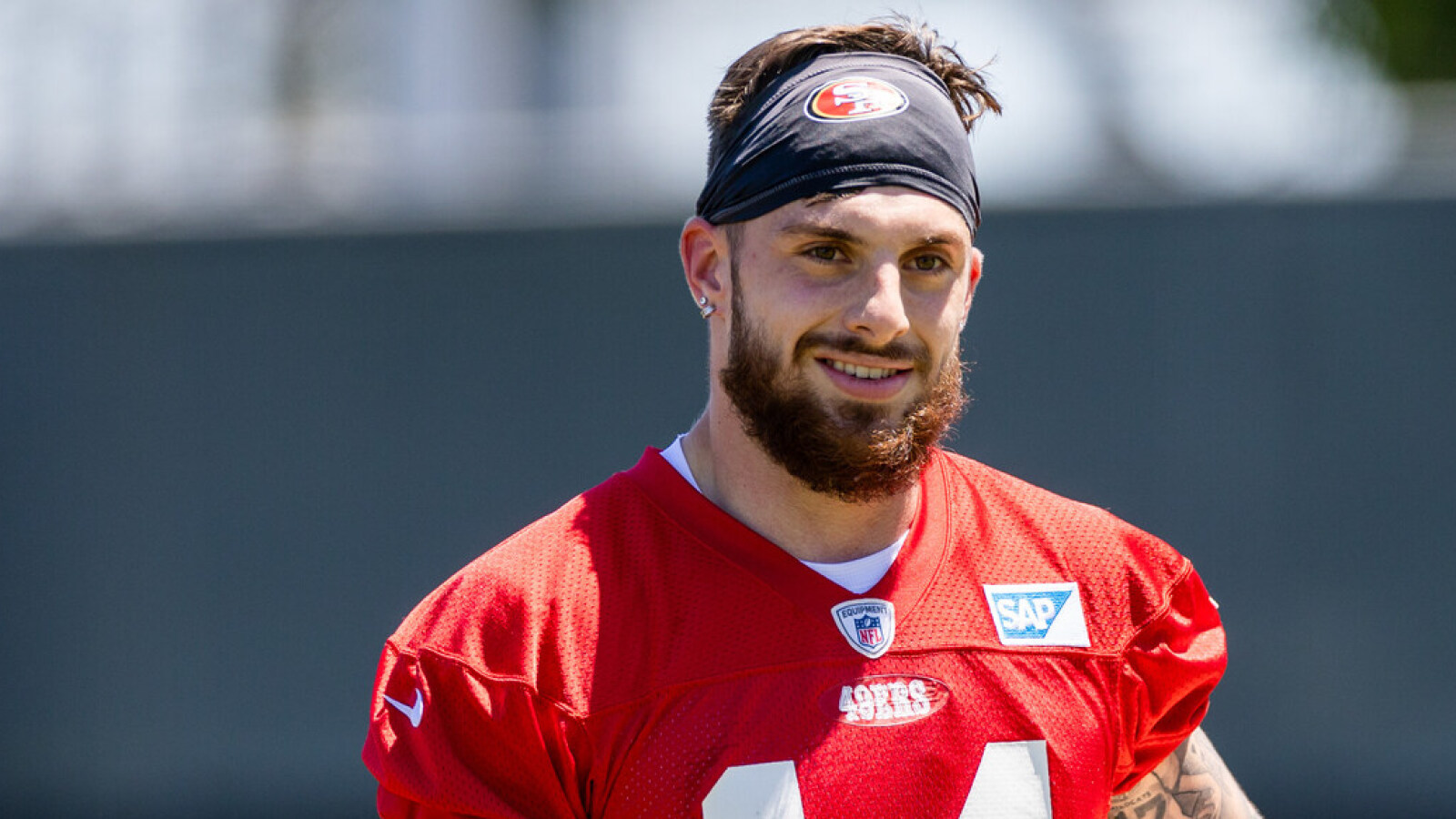 49ers wrap up draft class signings after inking first-round pick