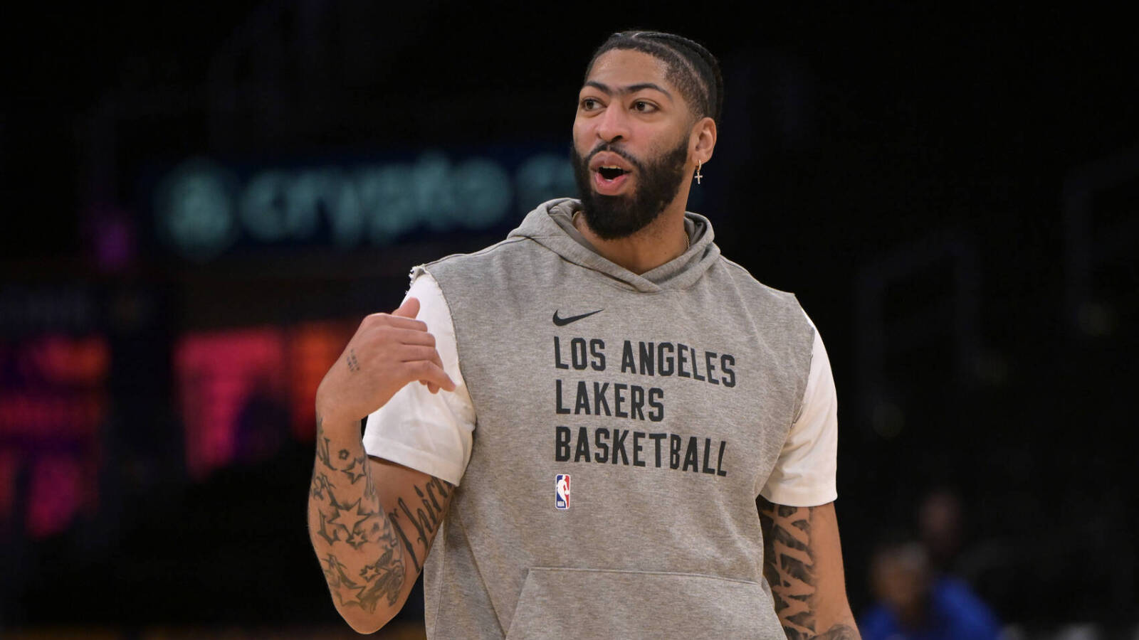 Lakers want Anthony Davis' opinion in search for next head coach