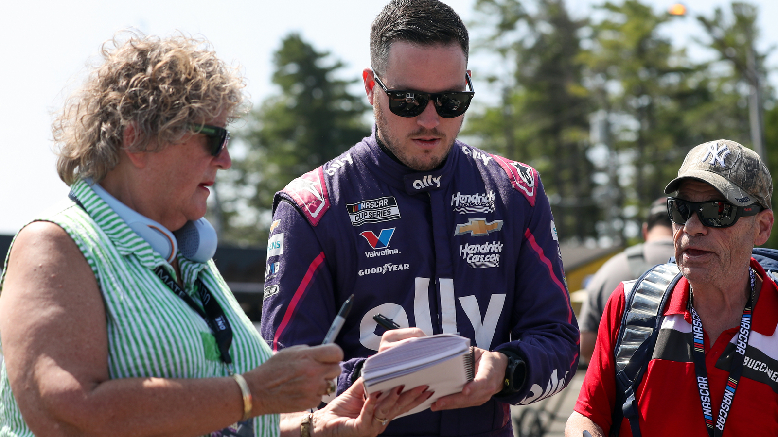 NASCAR insiders react to Alex Bowman frustrations with Richard Childress Racing, Jesse Love at Richmond