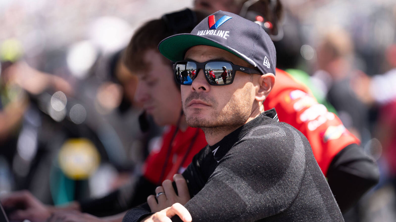 Kyle Larson retakes NASCAR Cup Series points lead over Chase Elliott