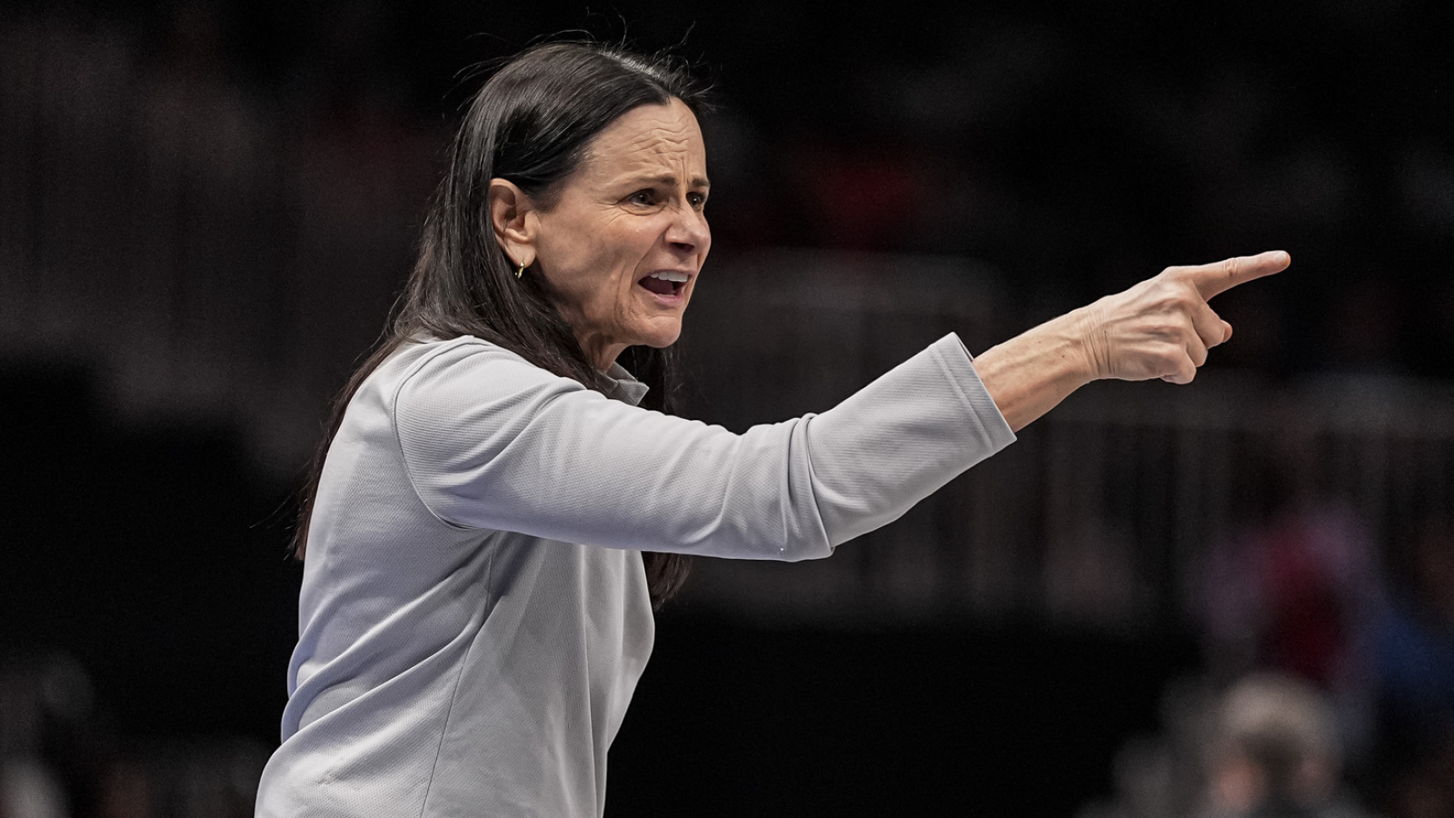 WNBA suspends Tempo HC Sandy Brondello for controversial Angel Reese remark
