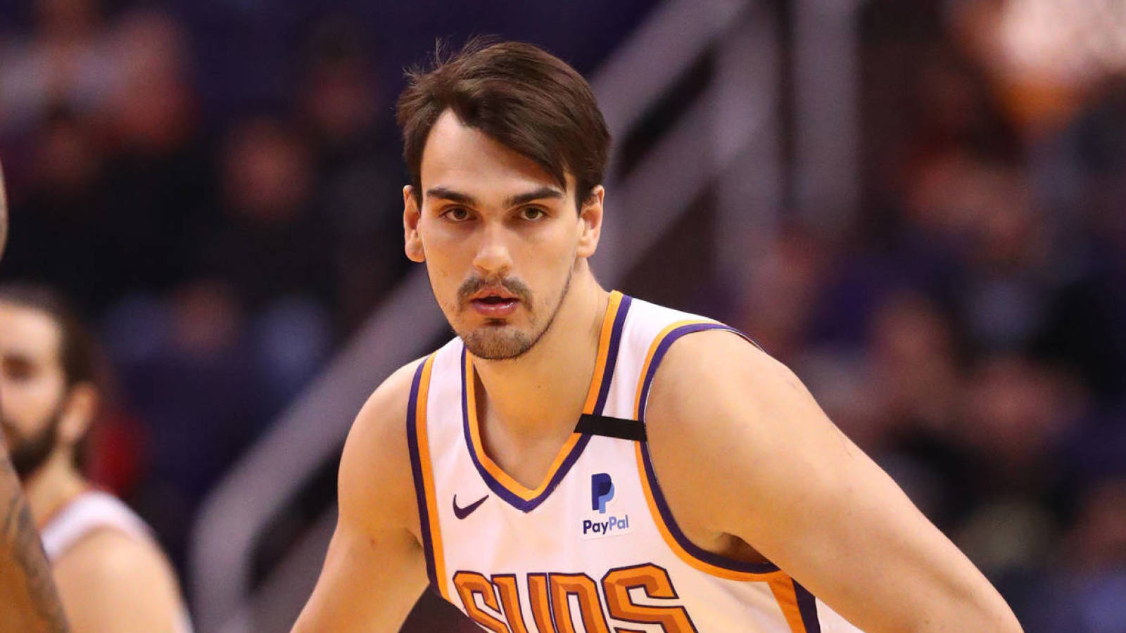 Suns re-sign Dario Saric to three-year, $27 million deal