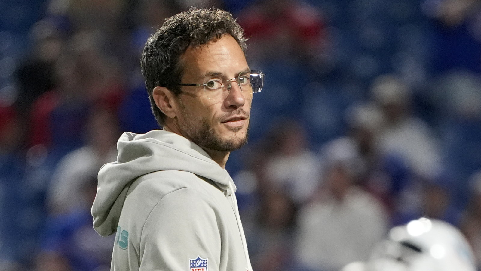 How long will Dolphins owner stand by HC Mike McDaniel after winless start?