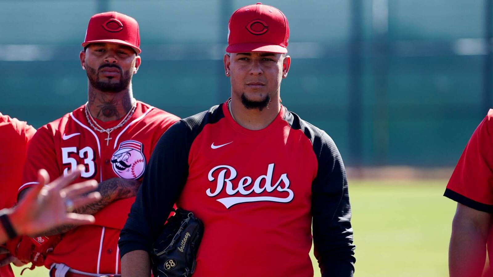 Report: Reds RHP Luis Castillo 'expected' to start season on IL with shoulder soreness