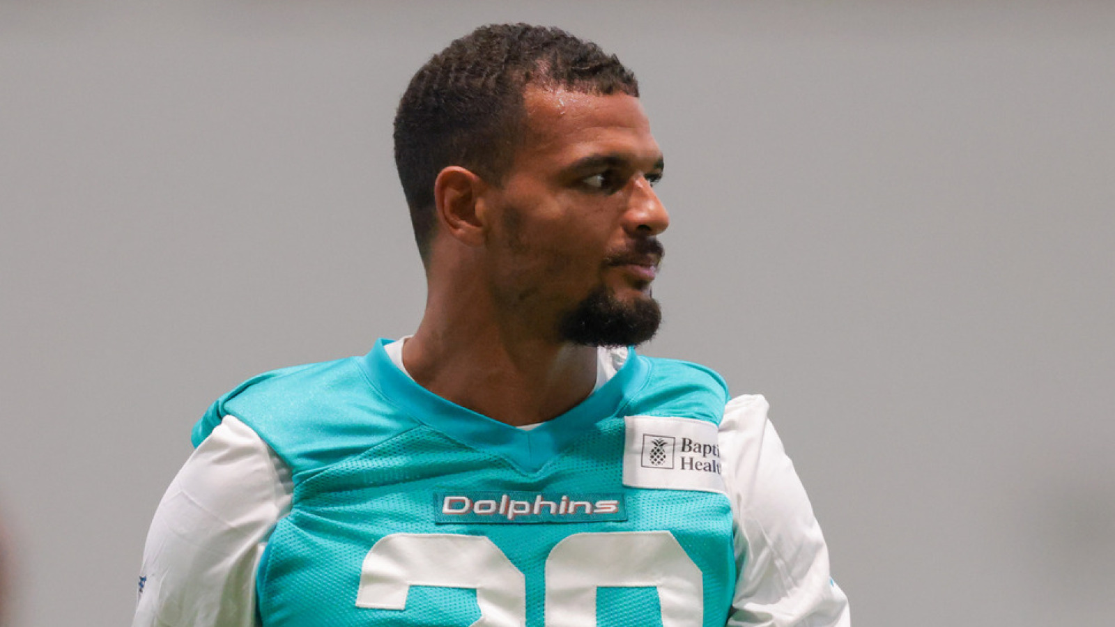 Why reworking five-time Pro Bowler's contract seems wise for Dolphins