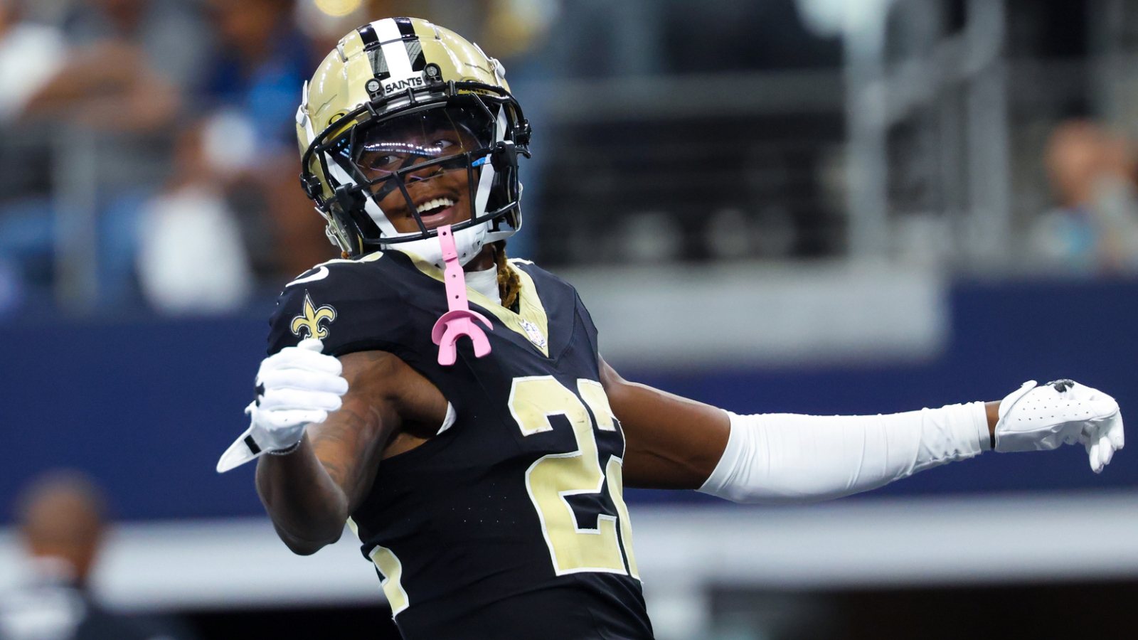 Watch: Saints QB Derek Carr connects with Rashid Shaheed for deep TD against Chiefs