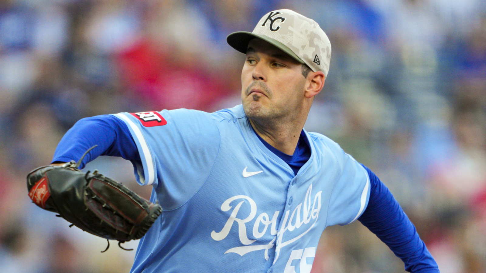 Key starter on comeback trail as Royals seek playoff spot