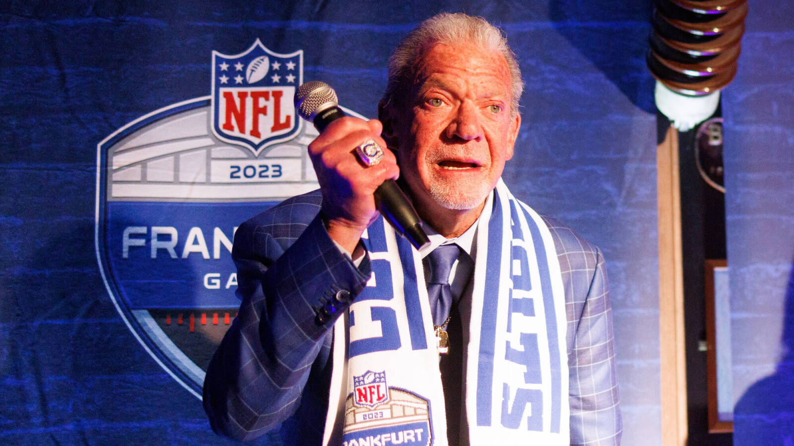 Colts owner Jim Irsay denies report regarding serious health issue