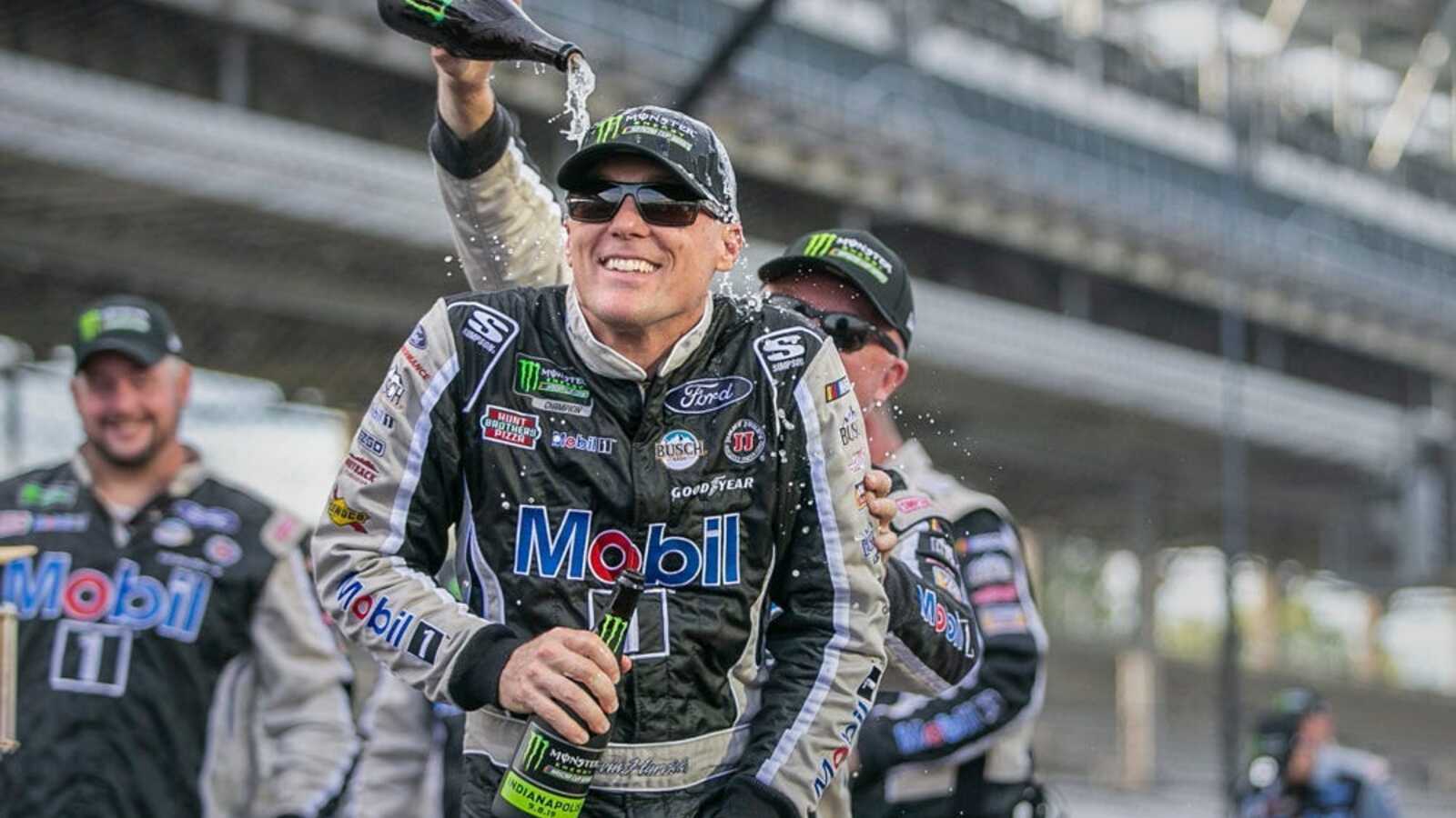 Kevin Harvick reacts to ‘strange’ Denny Hamlin explosion at Texas