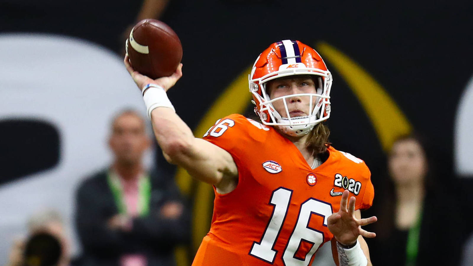 Trevor Lawrence Favored To Go First Overall In 2021 Nfl Draft Yardbarker
