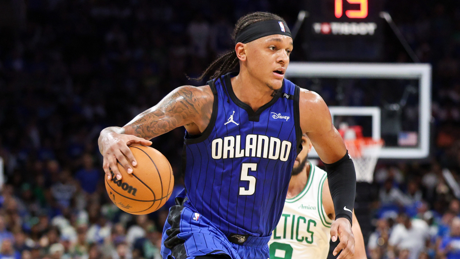 Magic agree on five-year max extension with franchise player
