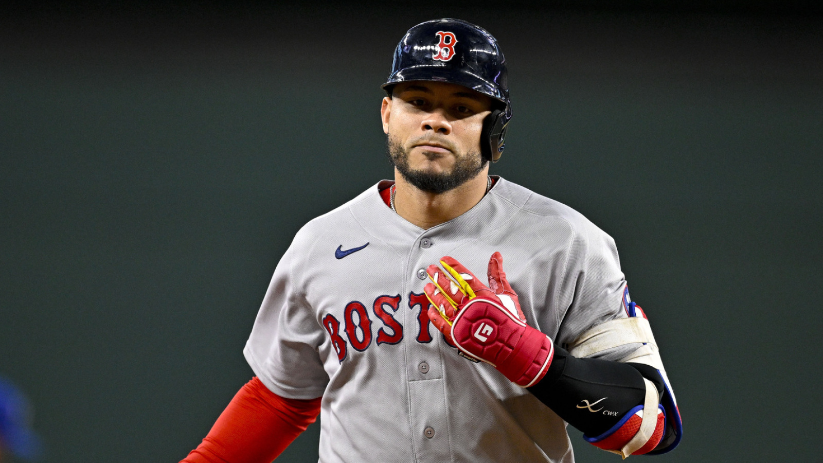 Willson Contreras lingers with hand injury, uncertain for Red Sox vs Yankees wild-card series