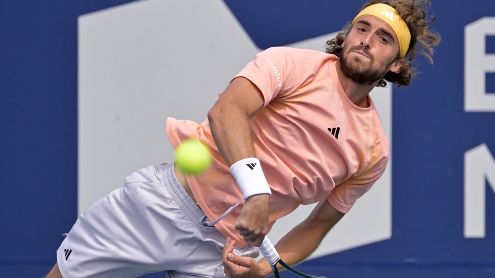 Stefanos Tsitsipas ends coaching partnership with dad