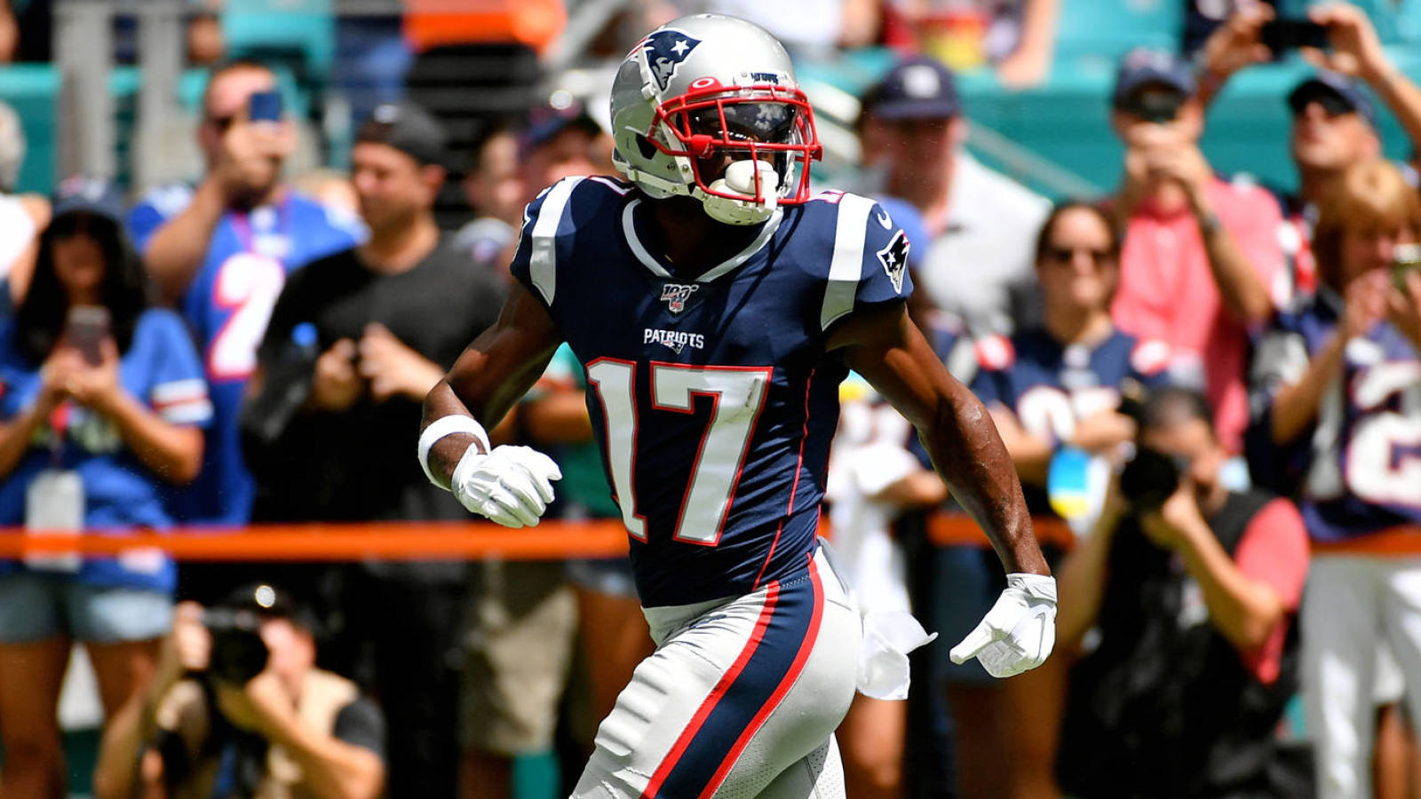 Roger Goodell Nfl Wants To Help Antonio Brown Get On The Right Track Yardbarker