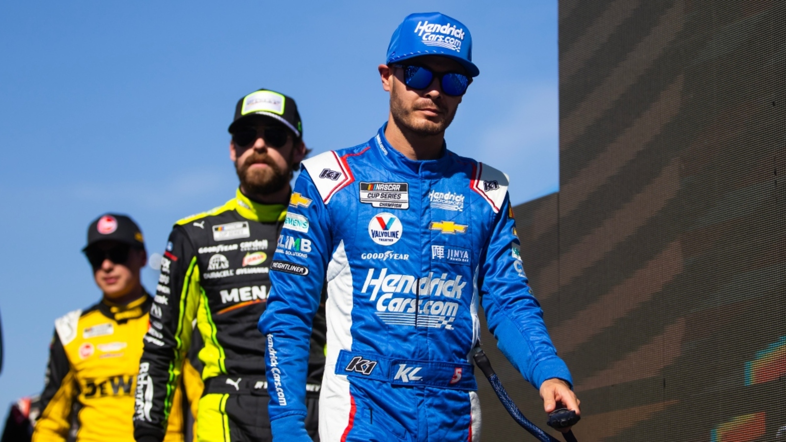 Denny Hamlin reacts to Kyle Larson-Ryan Blaney incident at Gateway: ‘Clearly misjudged it’