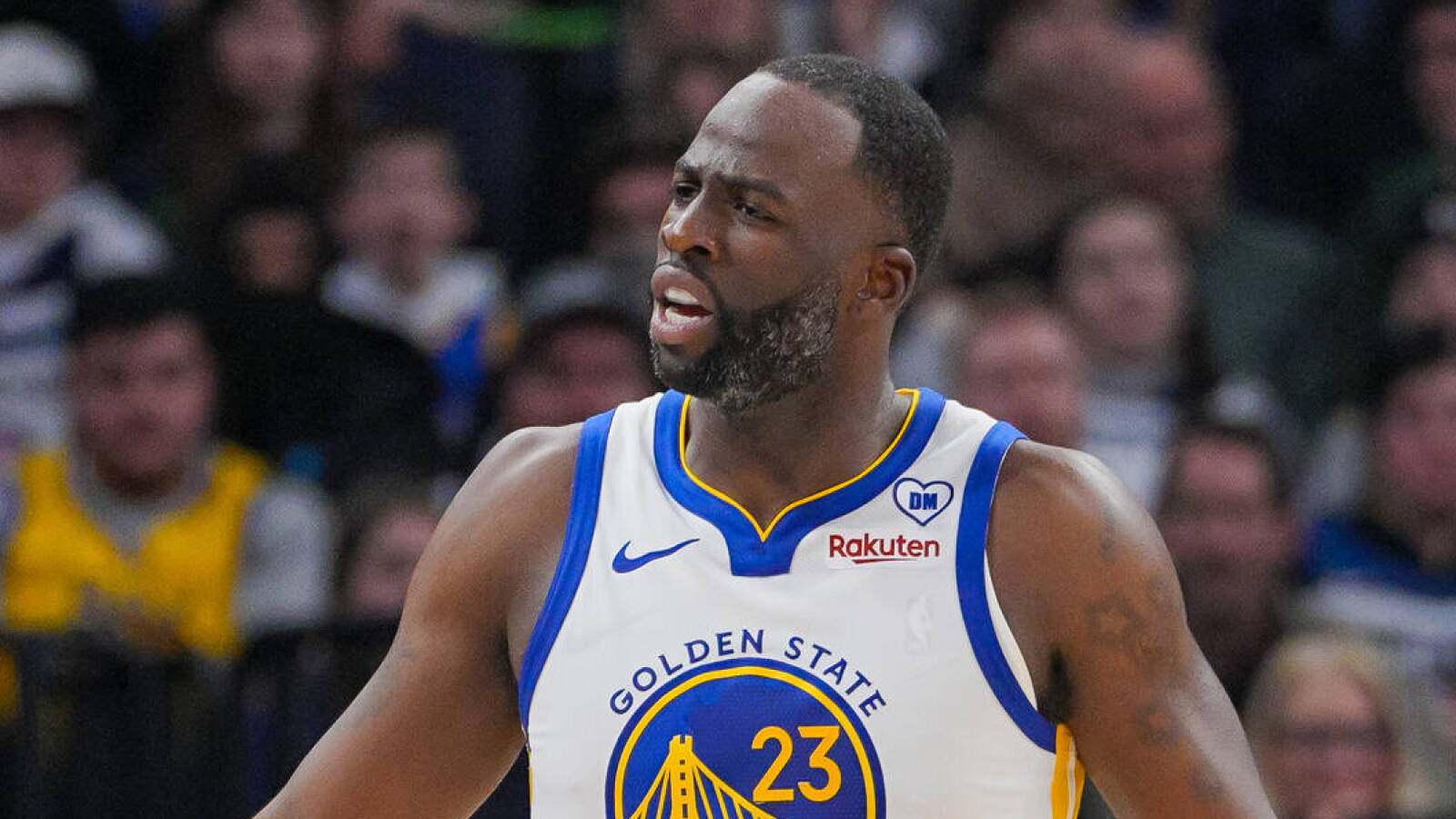 Draymond Green grabs Patty Mills by the throat in dangerous-looking play