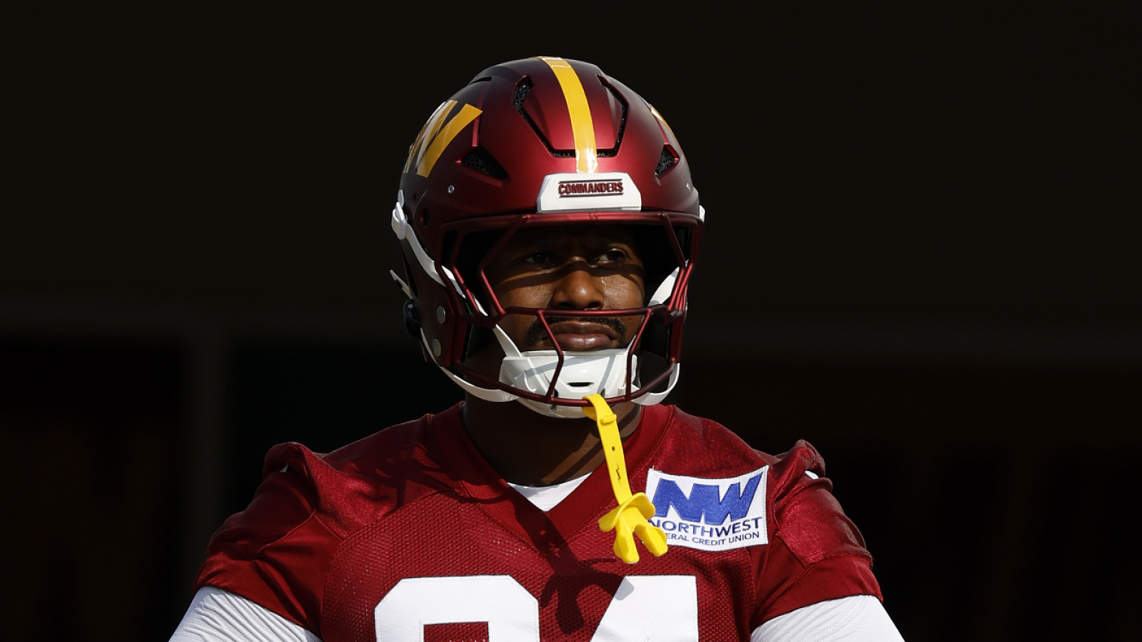 Von Miller hilariously claps back at doubters