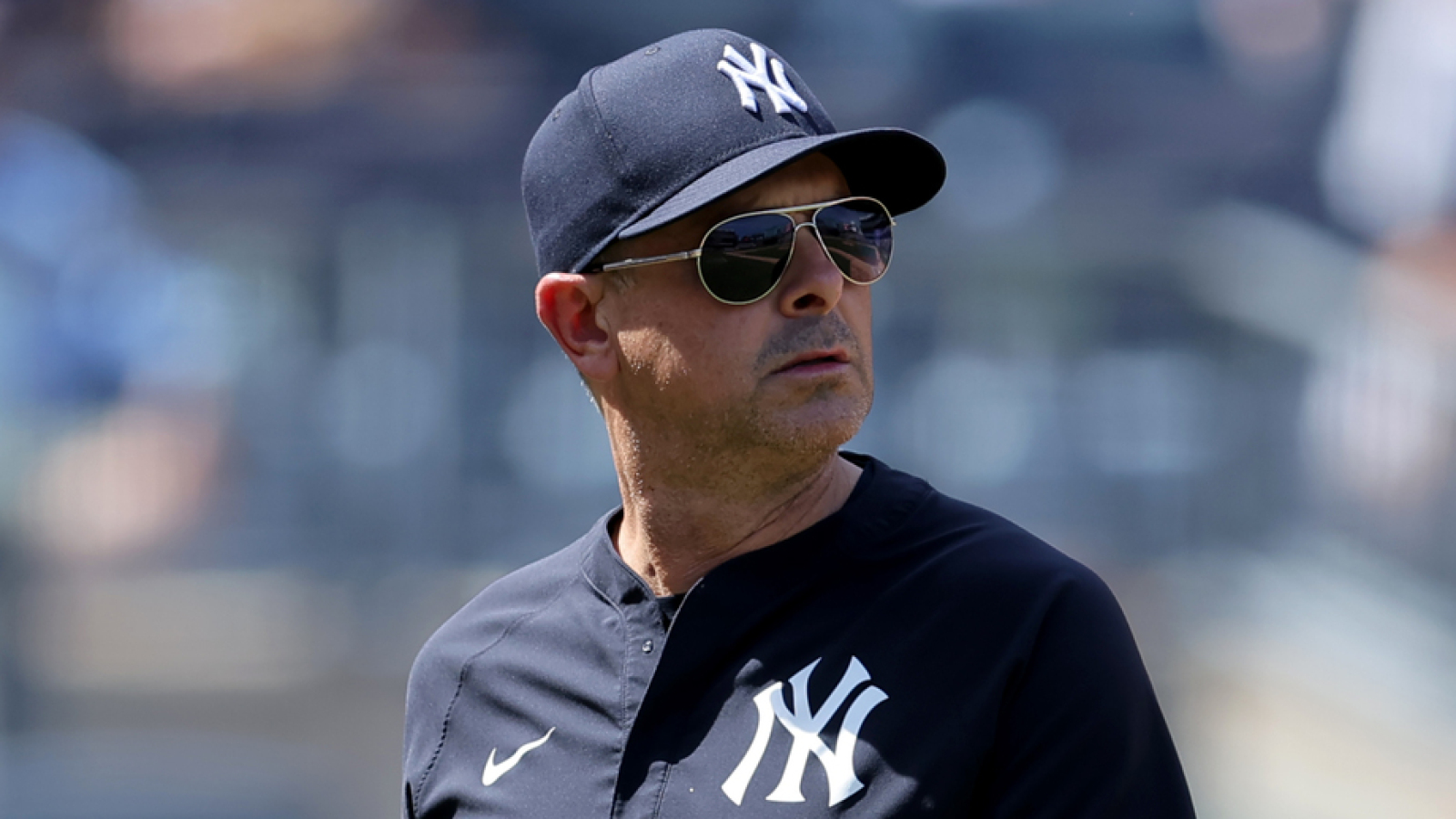Aroldis Chapman chce vrátit se k Yankees. Aaron Boone ale nemá zájem na jeho podmínkách